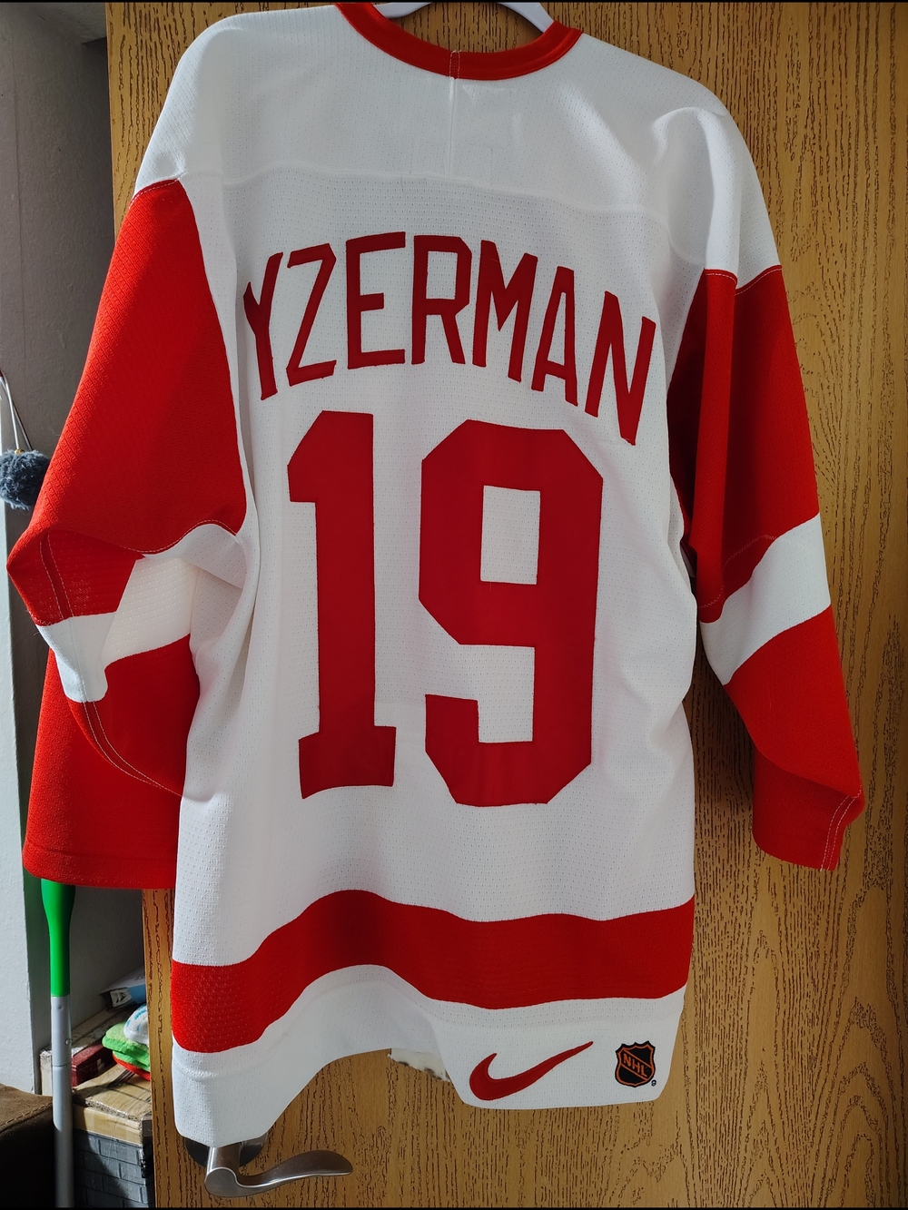 Yzerman #19 Red and White Hockey Jersey - Nike